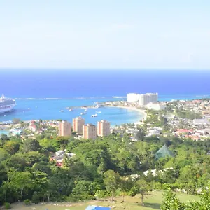 https://pink-rock-inn.greaterantilleshotels.net