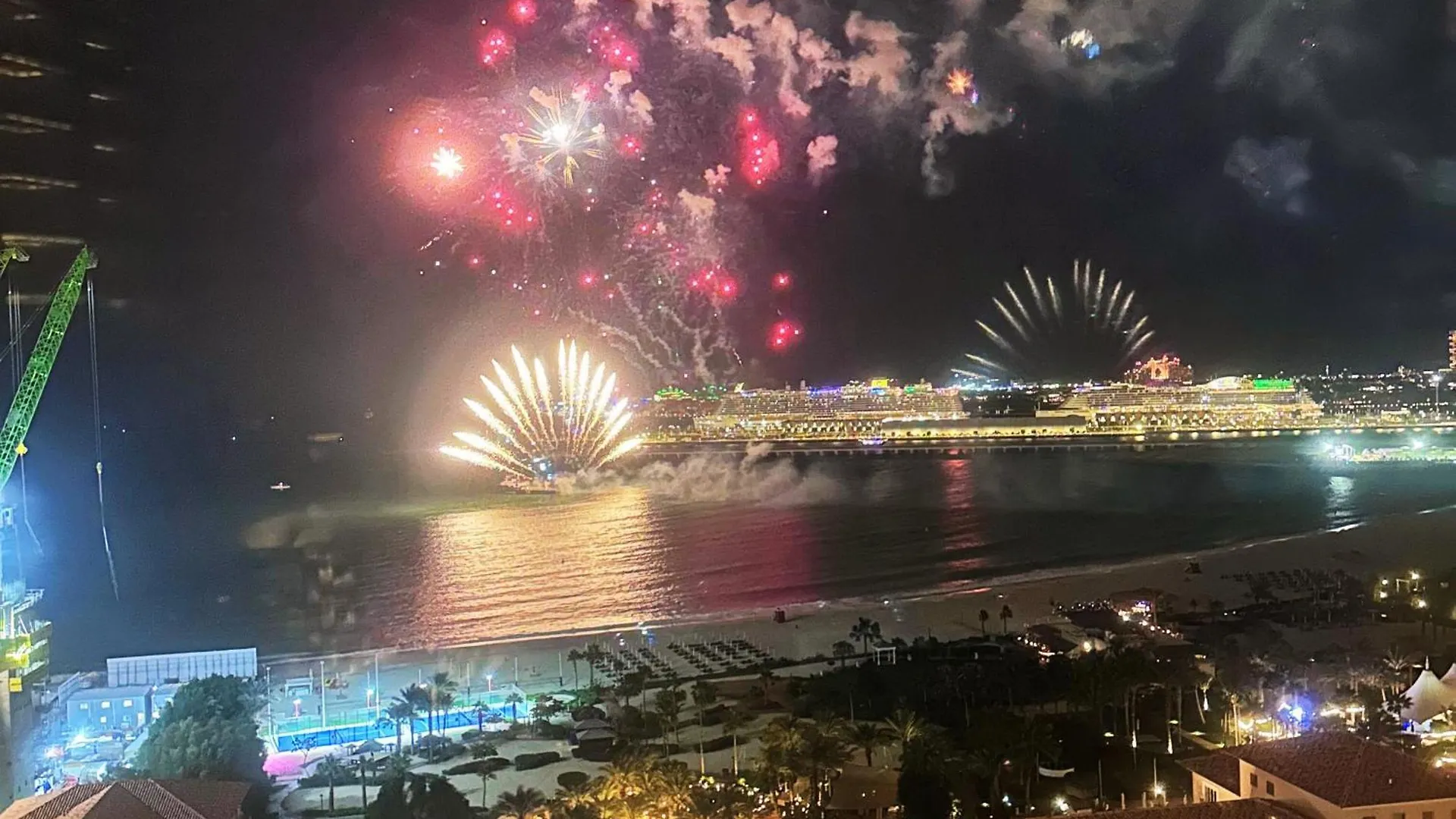 Arabian Nights Beach Hostel Dubai