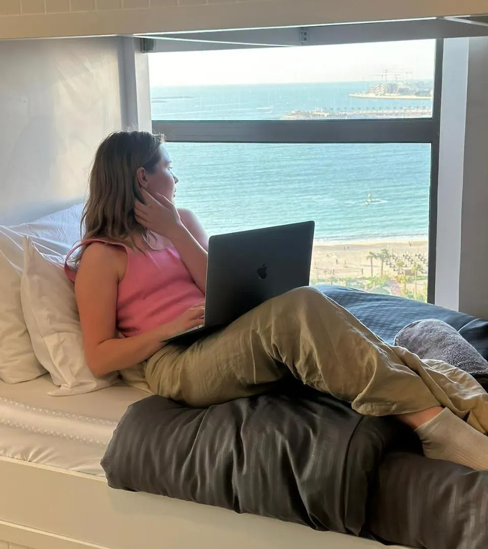 Arabian Nights Beach Hostel Dubai 0*,